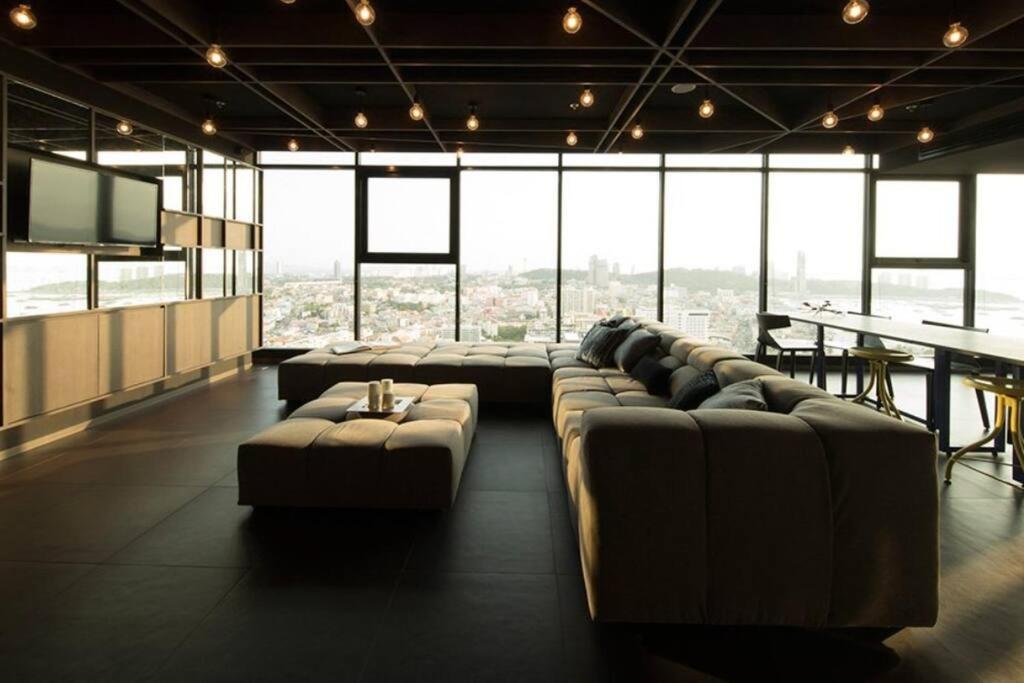 The Base Condo Center Of Pattaya Rooftop Swimming Pool エクステリア 写真